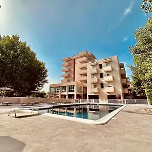 4* Ξενοδοχείο St Gregory Park